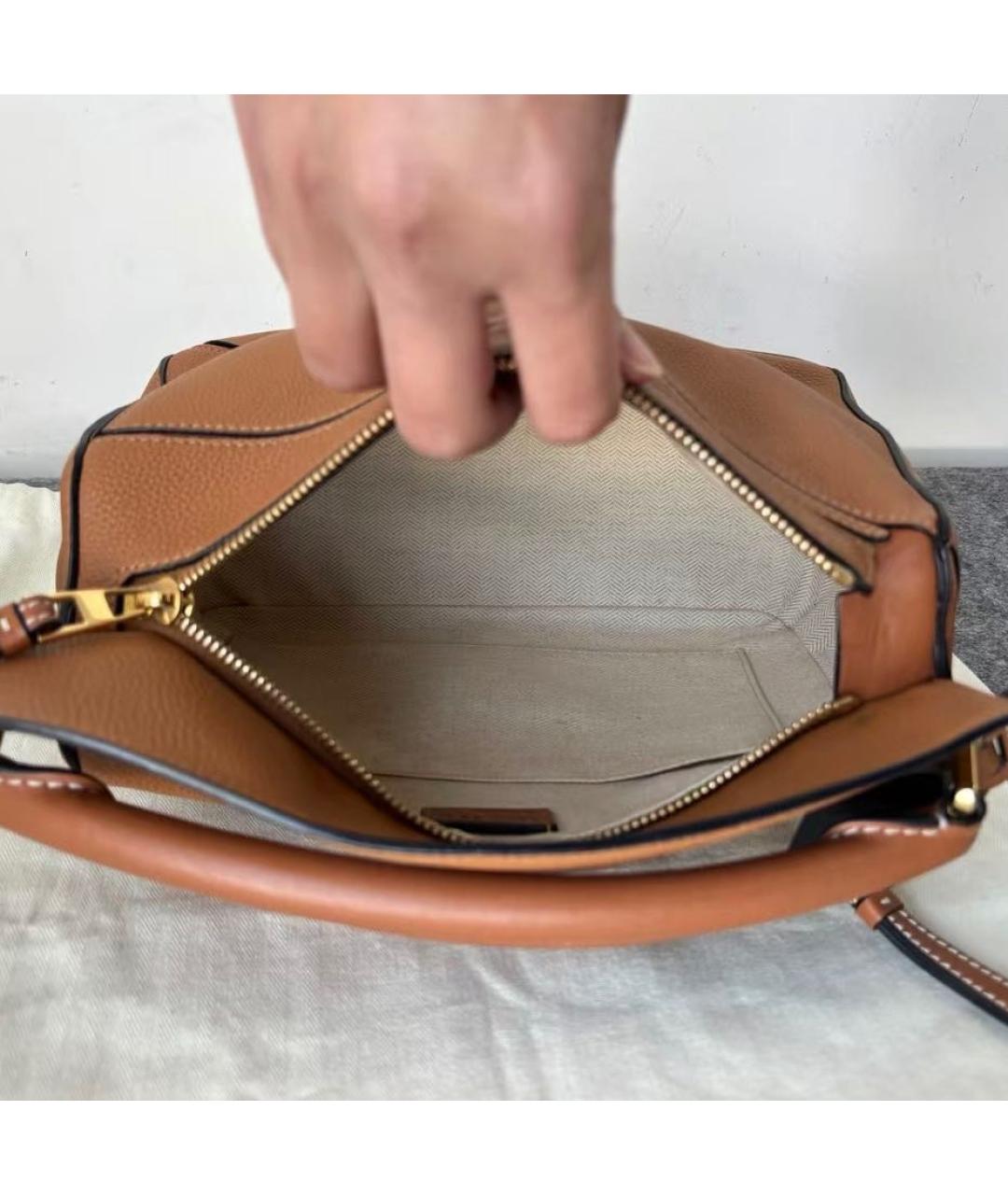 LOEWE Коричневая кожаная сумка через плечо, фото 8