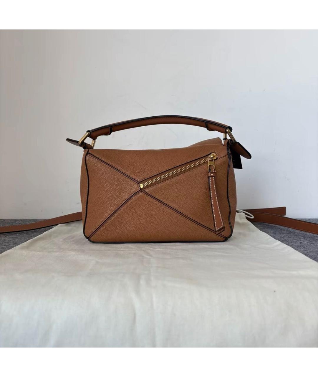 LOEWE Коричневая кожаная сумка через плечо, фото 2