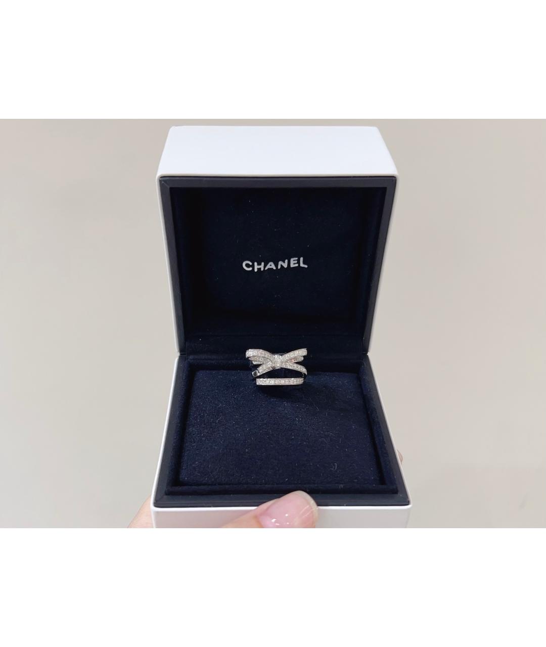 CHANEL Серебряное кольцо из белого золота, фото 2