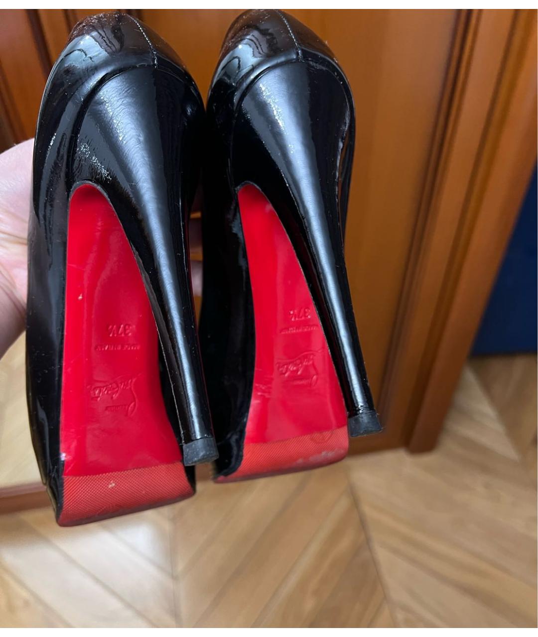 CHRISTIAN LOUBOUTIN Черные туфли из лакированной кожи, фото 5