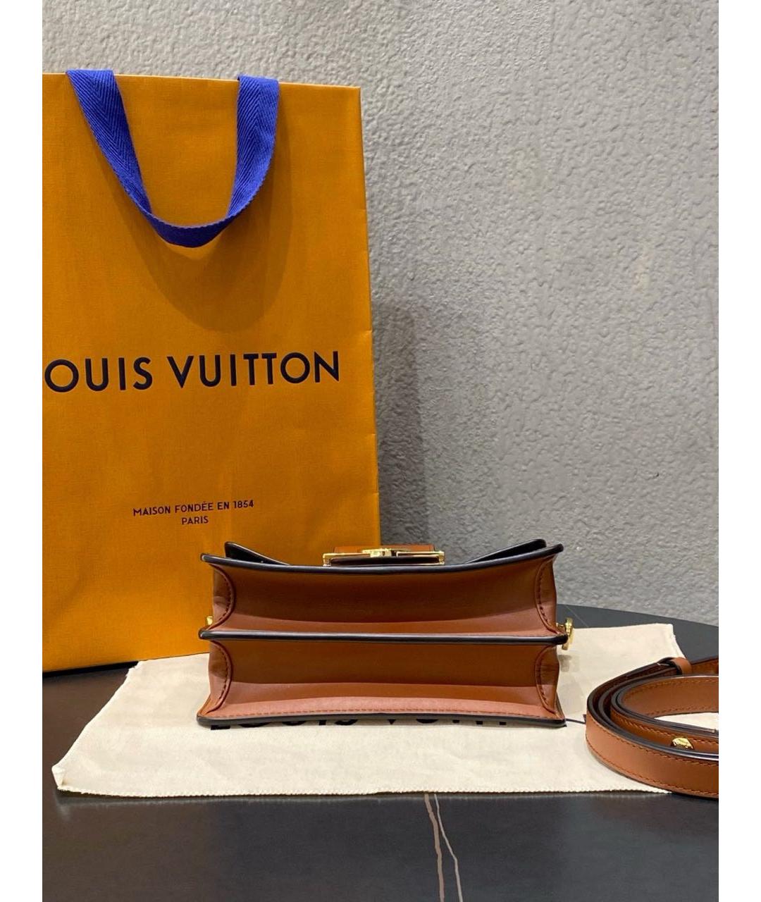 LOUIS VUITTON Коричневая сумка через плечо из канвы, фото 5