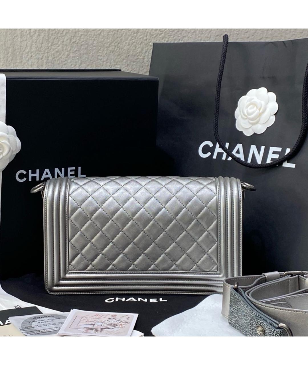 CHANEL Серебряная кожаная сумка через плечо, фото 3