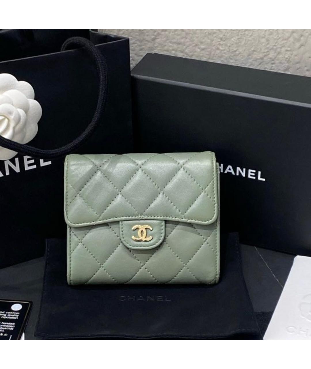 CHANEL Зеленый кожаный кардхолдер, фото 7