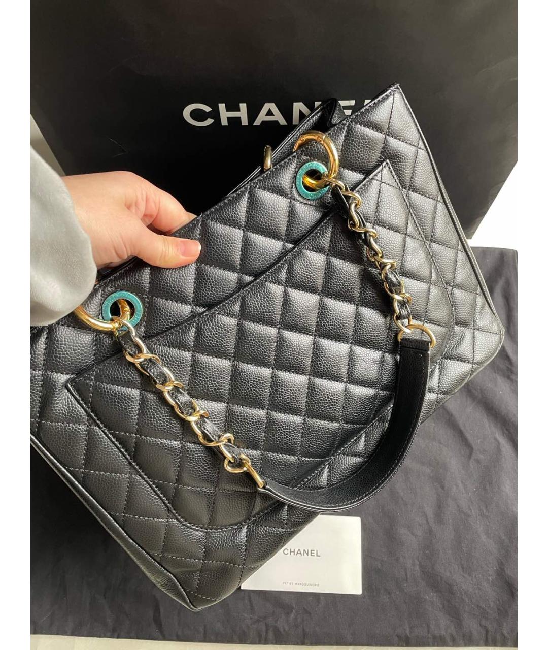 CHANEL Черная кожаная сумка тоут, фото 3