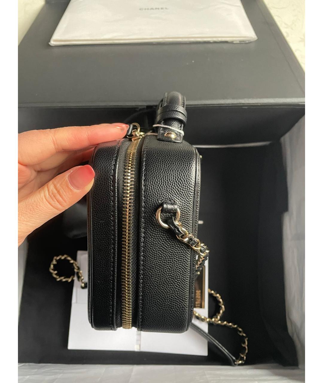 CHANEL Черная кожаная сумка через плечо, фото 4