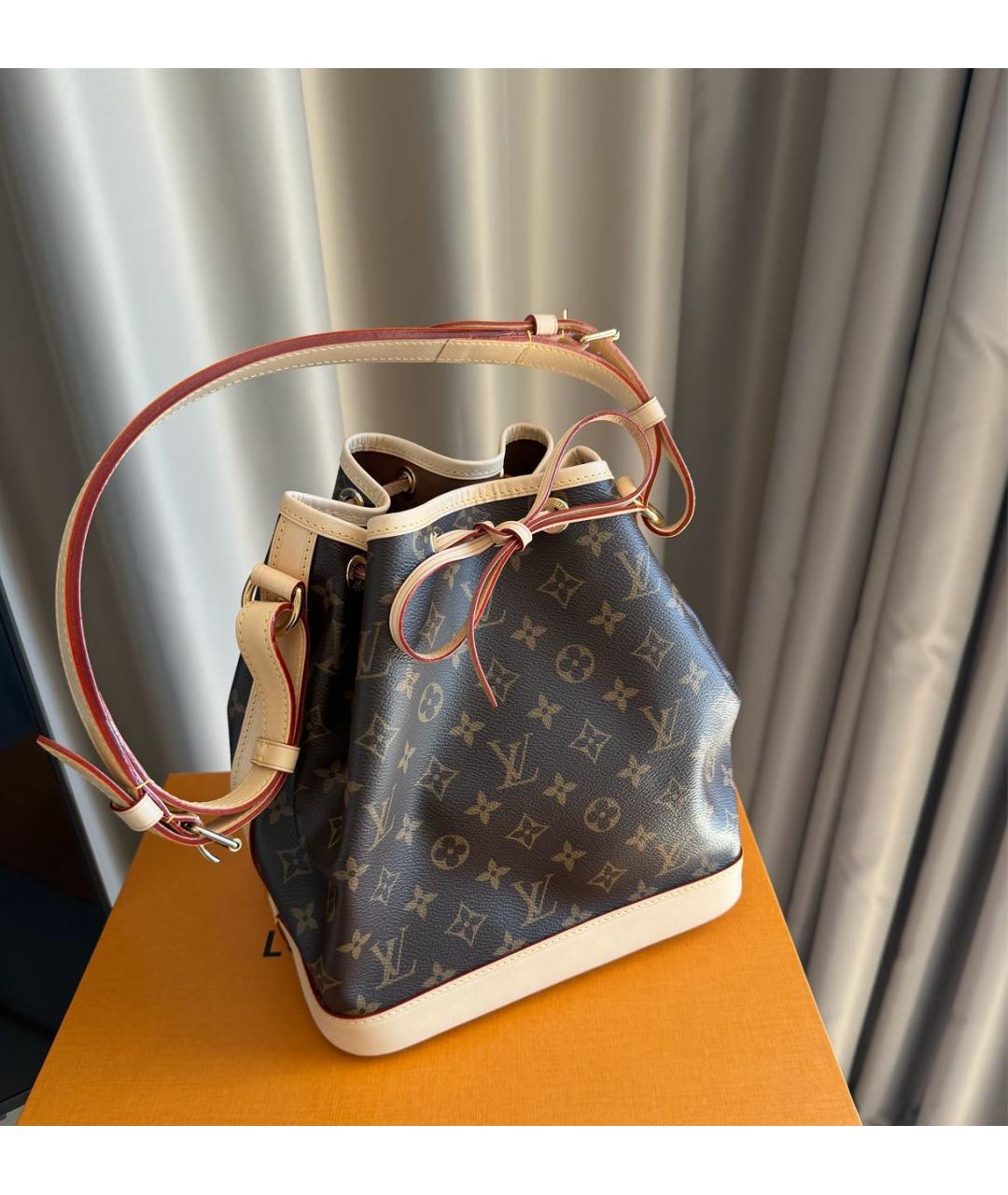 LOUIS VUITTON Коричневая сумка через плечо из канвы, фото 2