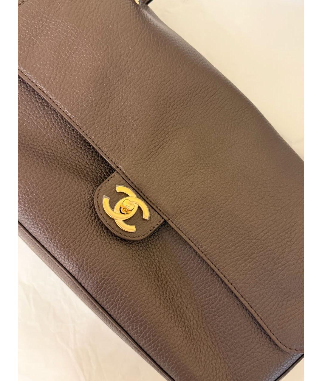 CHANEL Коричневая кожаная сумка через плечо, фото 4