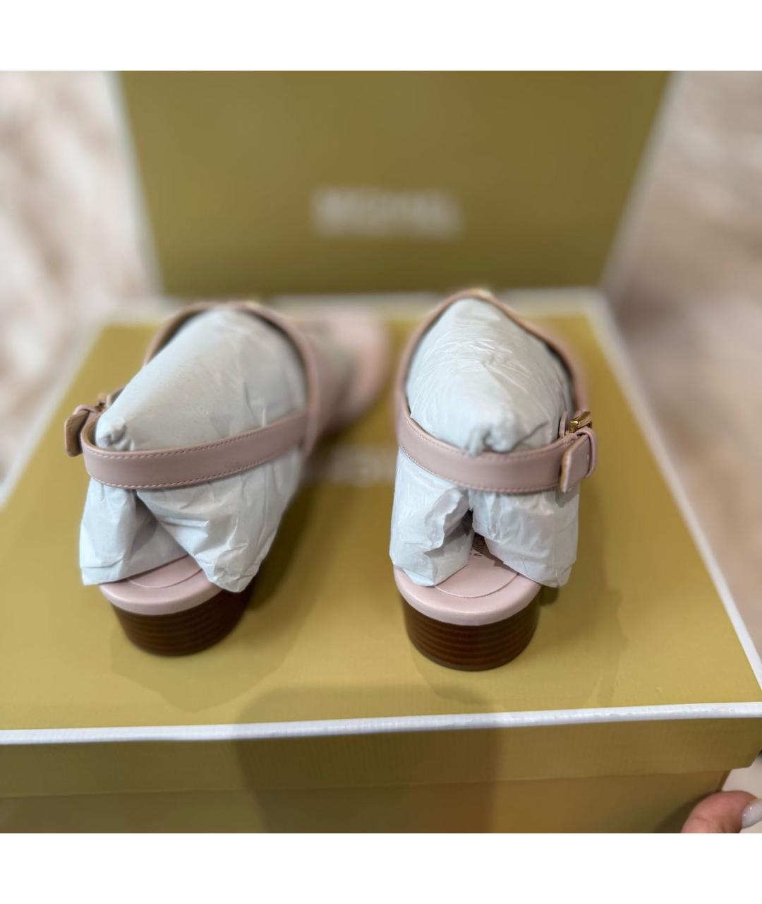MICHAEL MICHAEL KORS Розовые босоножки, фото 4