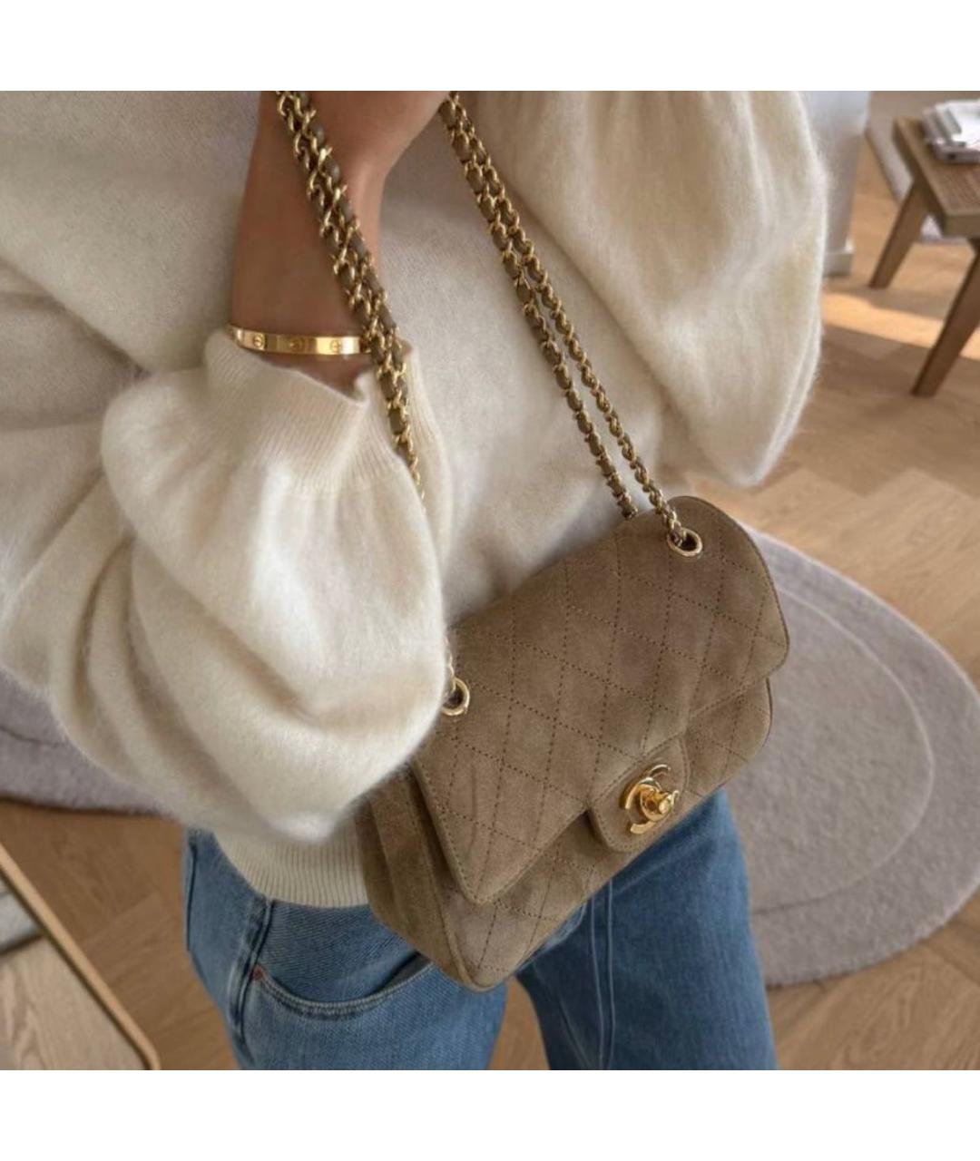 CHANEL Бежевая замшевая сумка через плечо, фото 2
