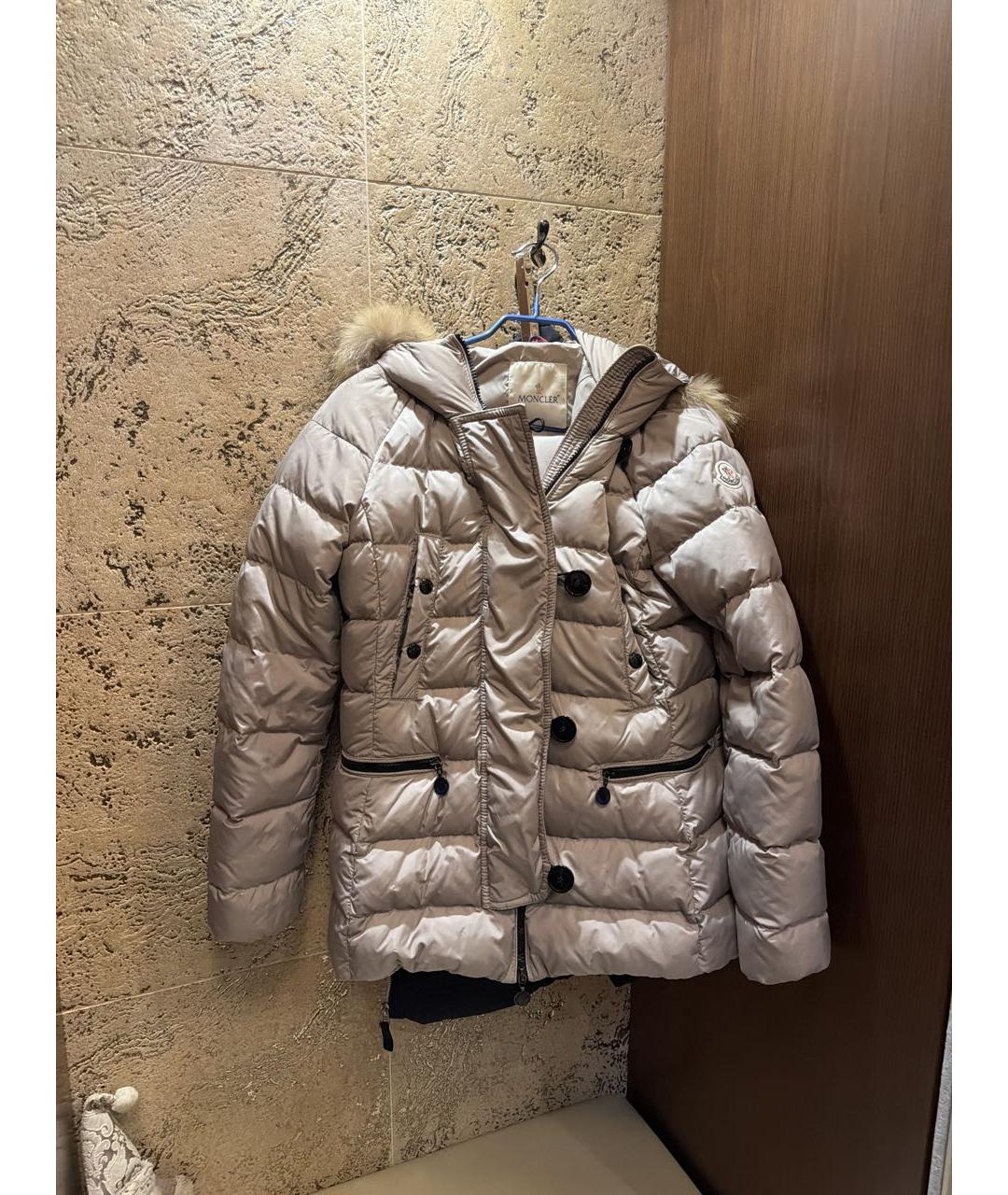 MONCLER Бежевый полиэстеровый пуховик, фото 6