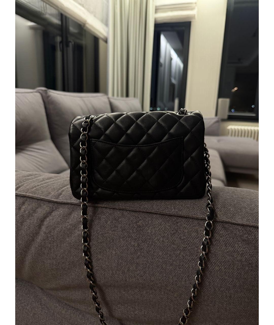 CHANEL Черная кожаная сумка через плечо, фото 3