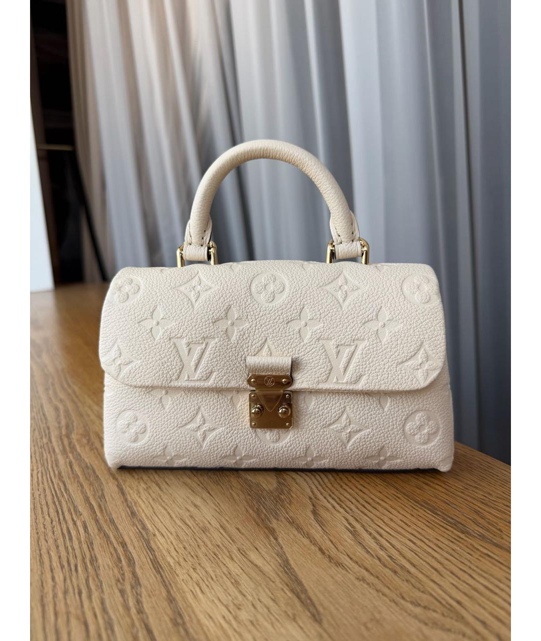 LOUIS VUITTON Белая кожаная сумка с короткими ручками, фото 8