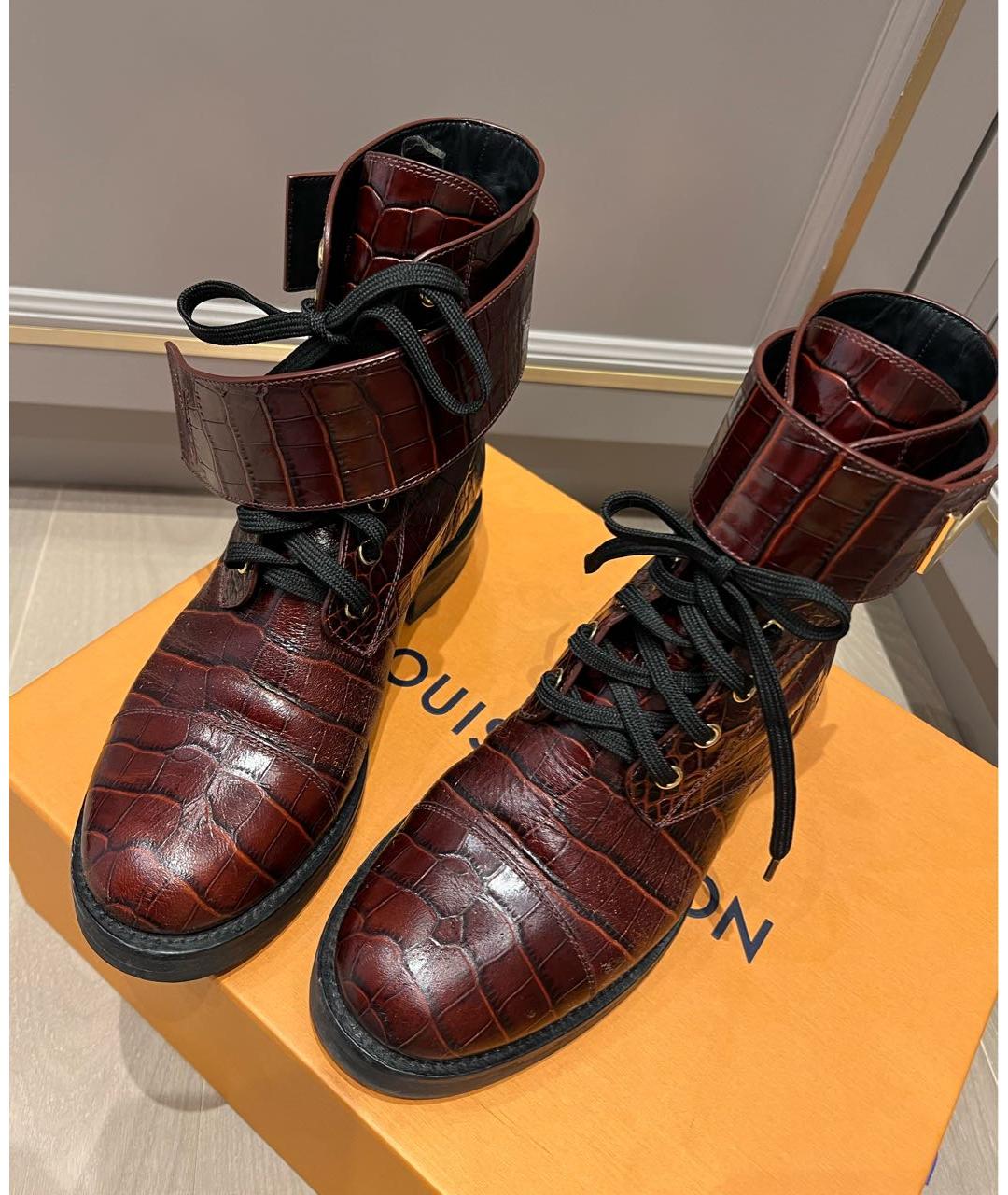 LOUIS VUITTON PRE-OWNED Бордовые кожаные ботинки, фото 5