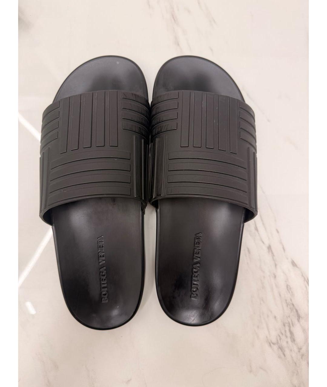 BOTTEGA VENETA Черные резиновые шлепанцы, фото 2