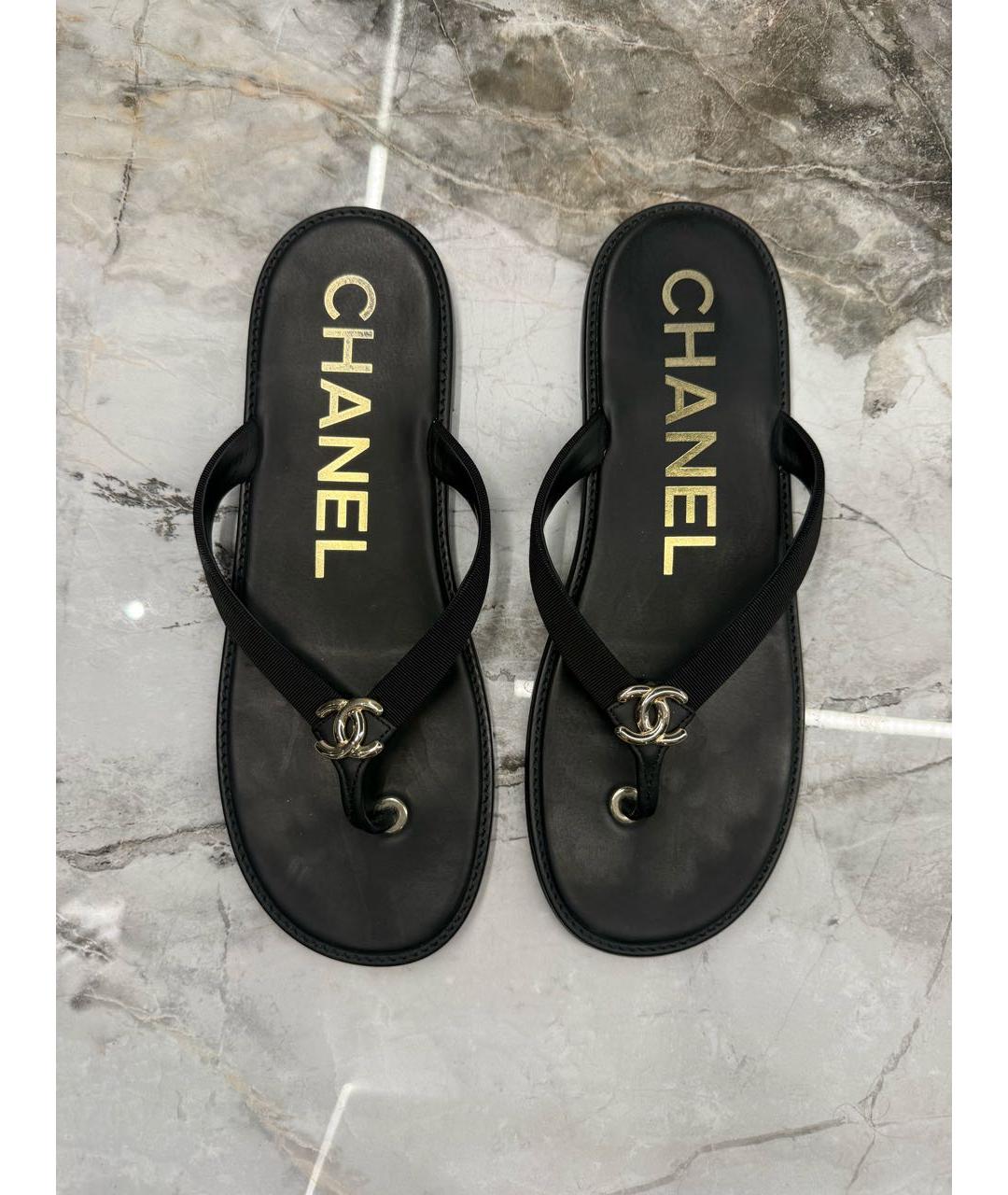 CHANEL Черные кожаные сандалии, фото 2