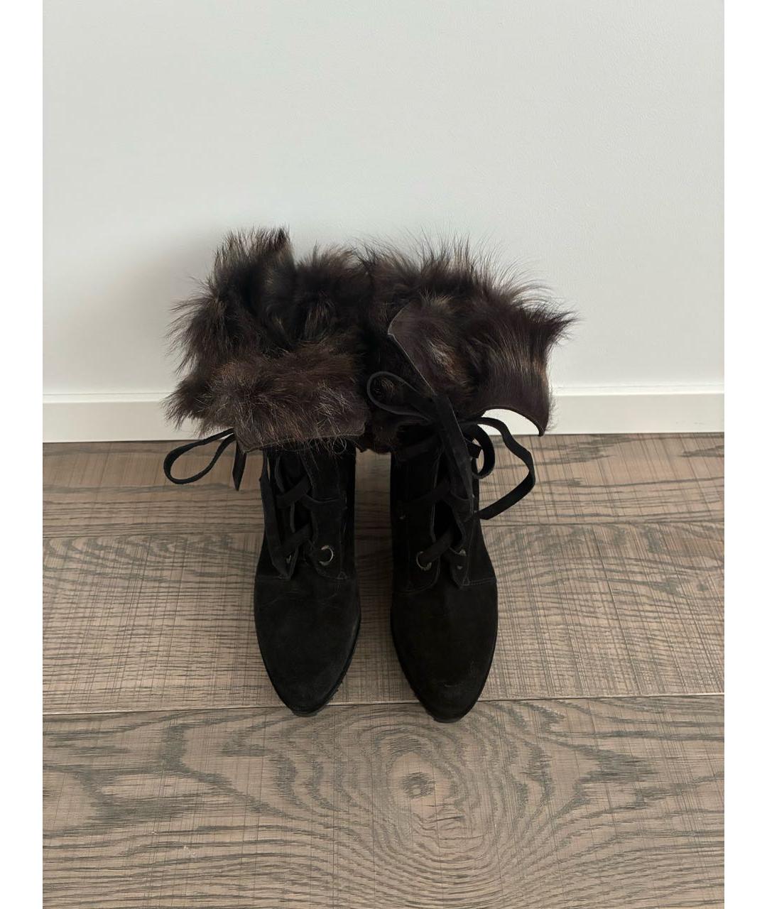 STUART WEITZMAN Черные замшевые полусапоги, фото 2