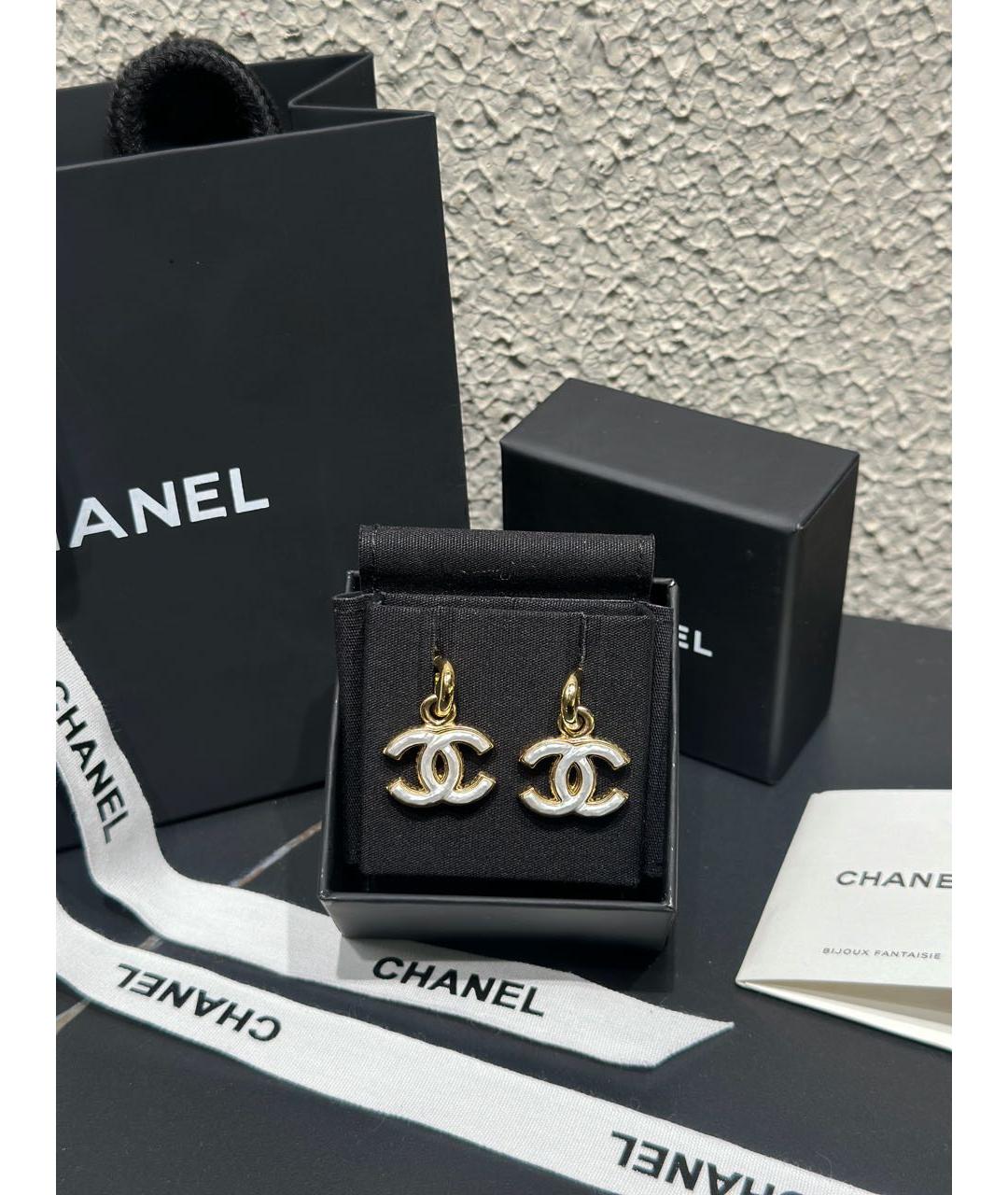 CHANEL Белые серьги, фото 6
