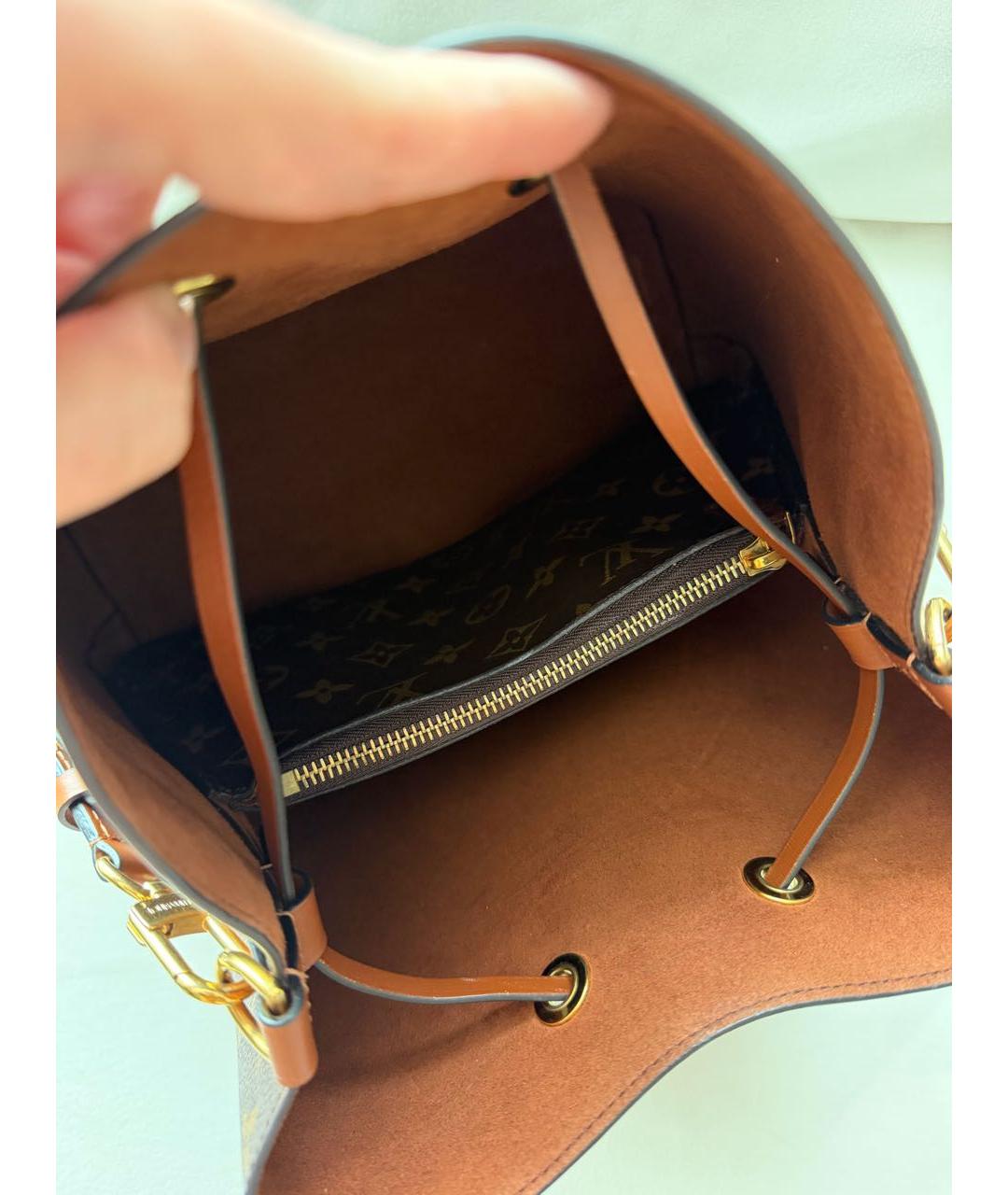 LOUIS VUITTON Коричневая кожаная сумка через плечо, фото 4