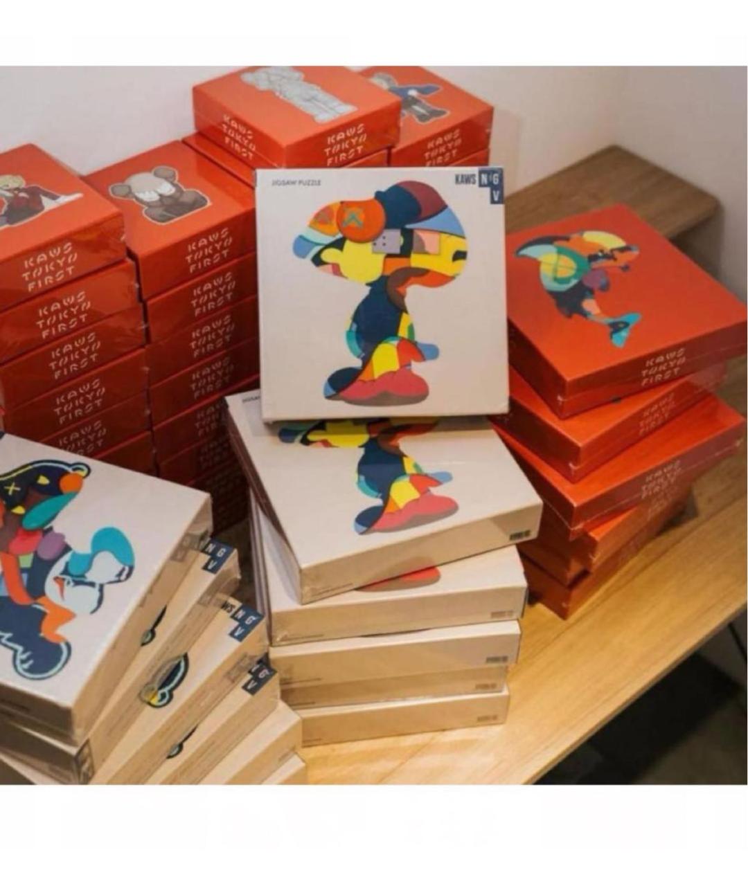 KAWS Мульти книга, фото 3