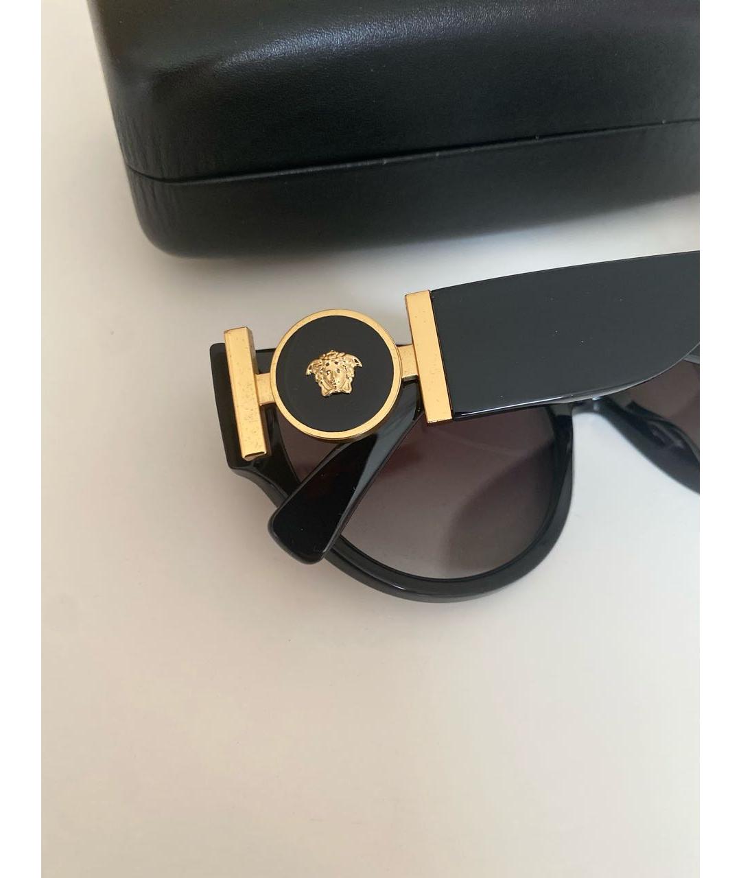VERSACE Черные пластиковые солнцезащитные очки, фото 3