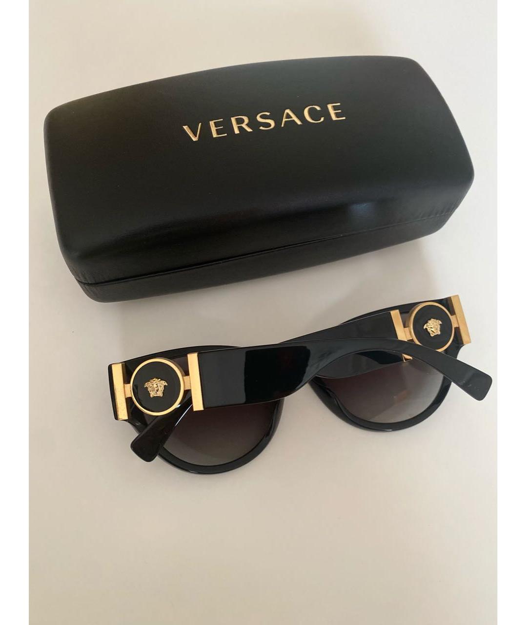 VERSACE Черные пластиковые солнцезащитные очки, фото 2