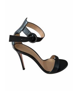 GIANVITO ROSSI Босоножки