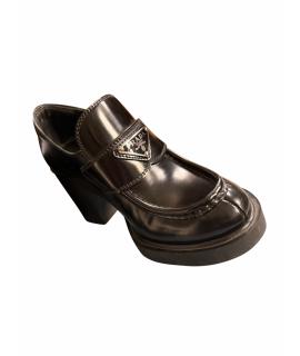 PRADA Лоферы
