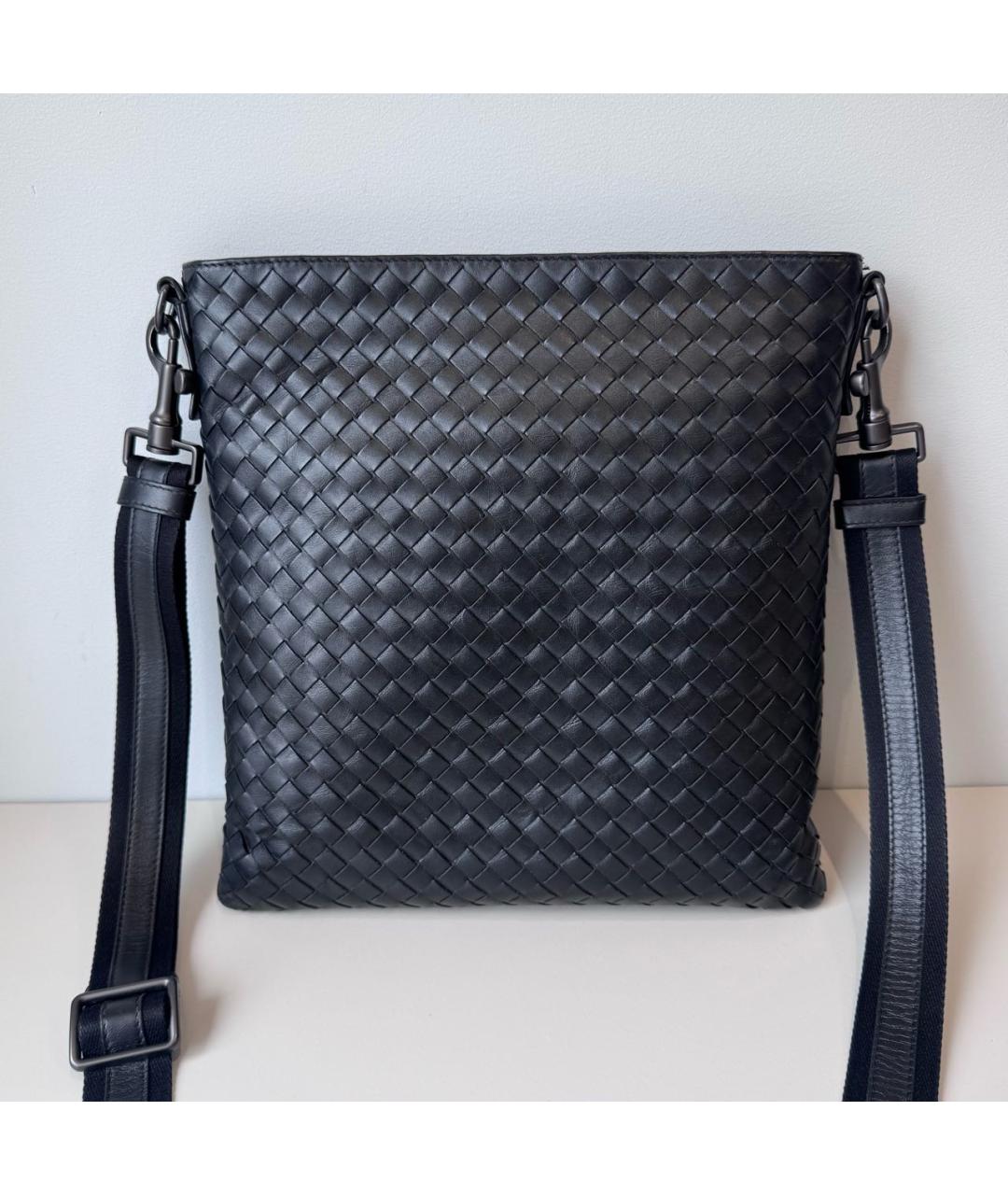 BOTTEGA VENETA Черная кожаная сумка на плечо, фото 9