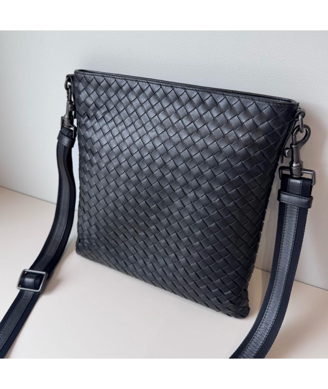 BOTTEGA VENETA Черная кожаная сумка на плечо, фото 4