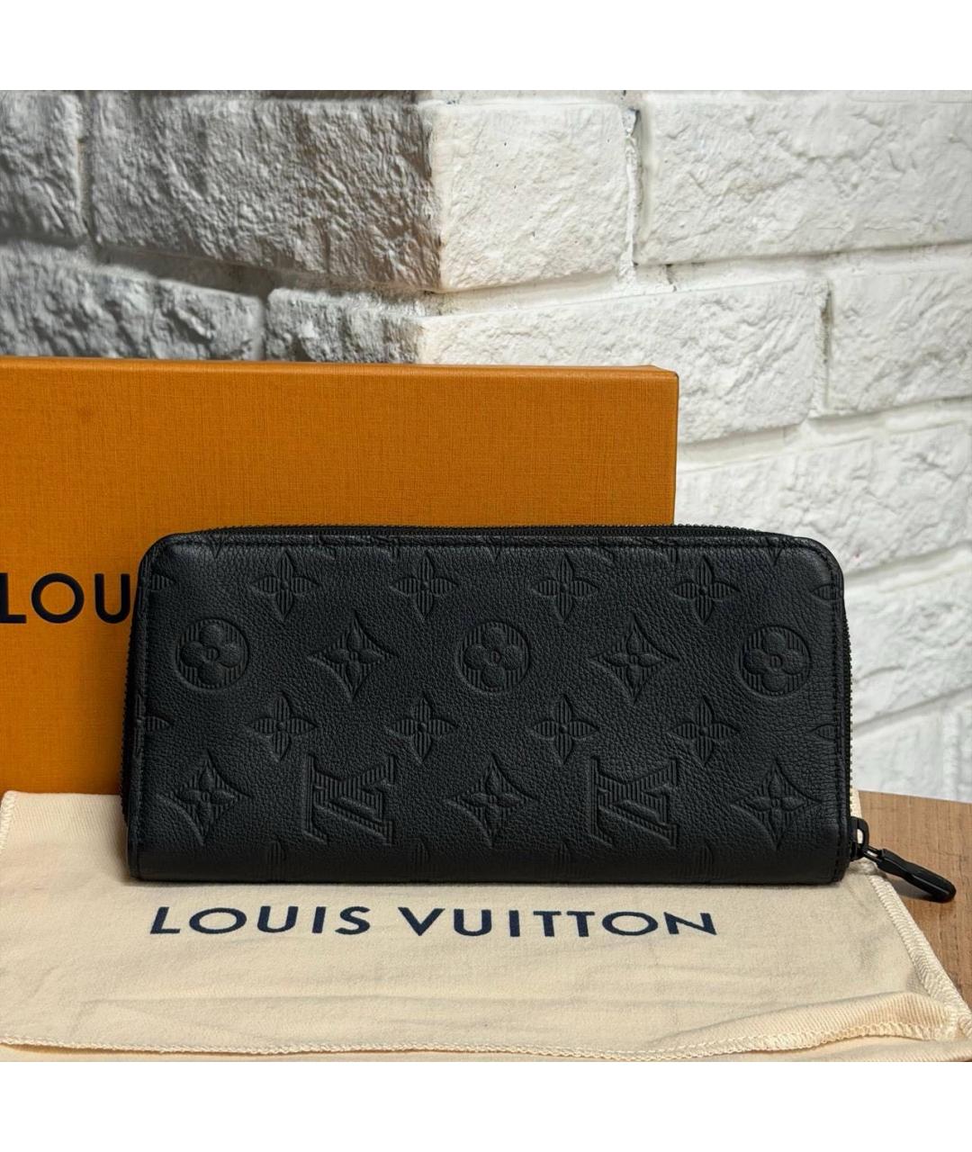 LOUIS VUITTON Черный кожаный кошелек, фото 4