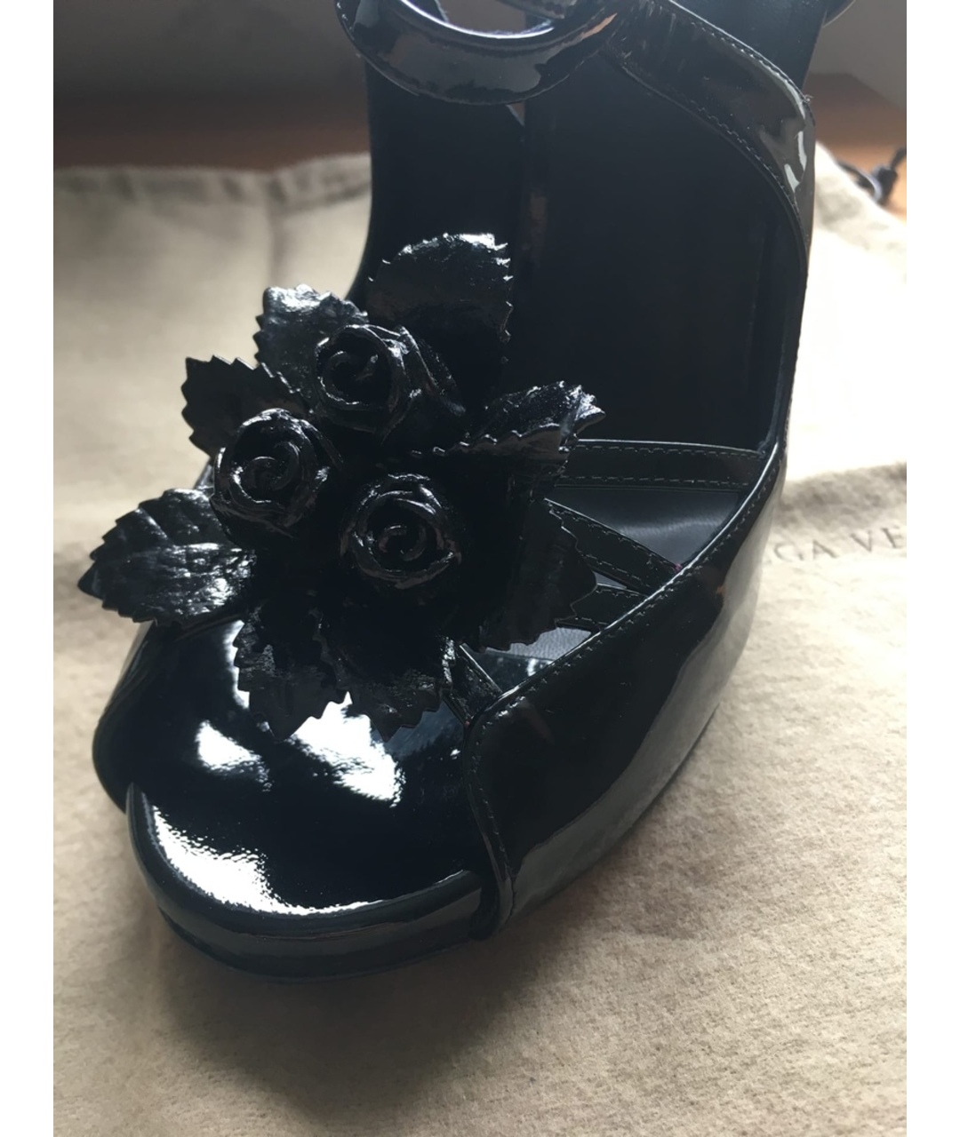 BOTTEGA VENETA Черные туфли из лакированной кожи, фото 2