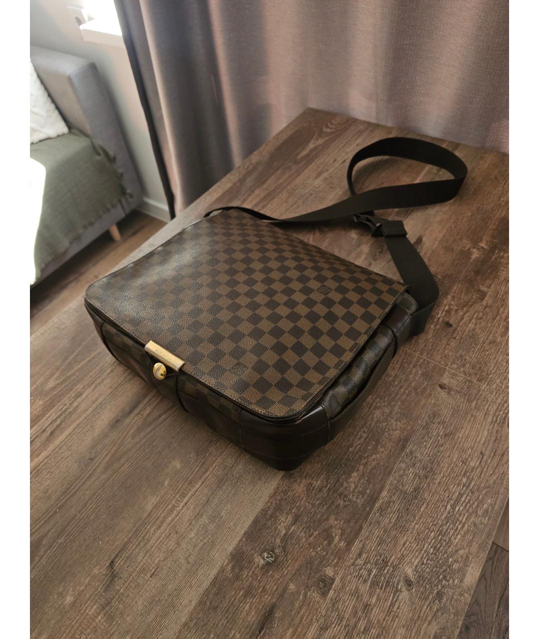 LOUIS VUITTON Коричневая сумка на плечо из канвы, фото 4