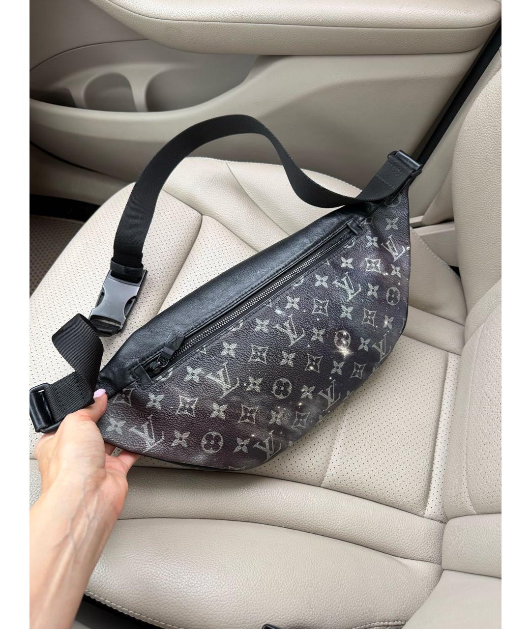 LOUIS VUITTON Коричневая поясная сумка из канвы, фото 2