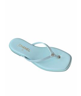CHANEL Шлепанцы