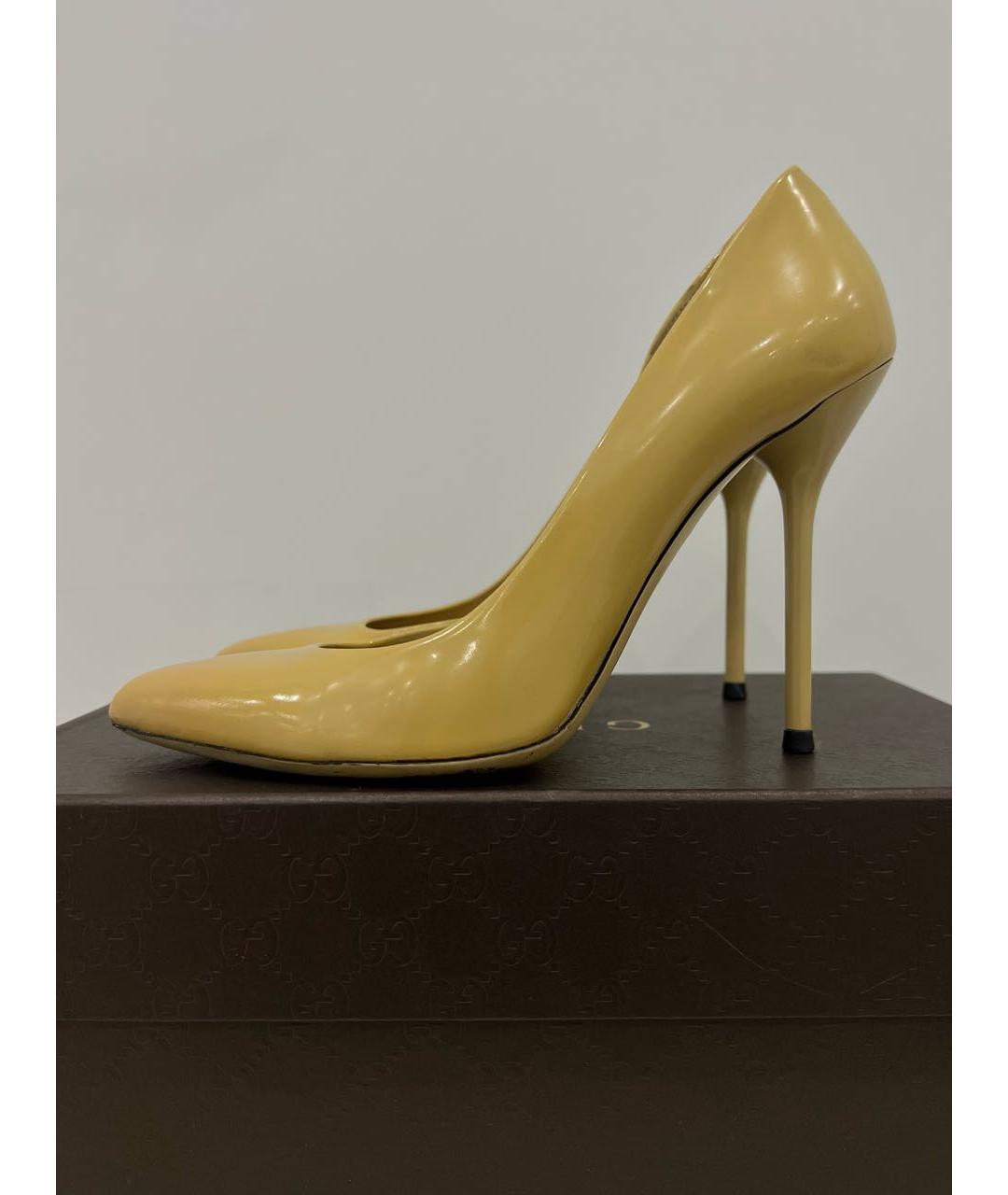 GUCCI Бежевые туфли из лакированной кожи, фото 4