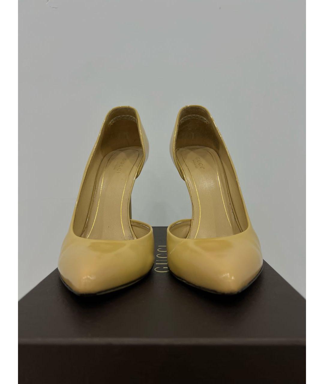 GUCCI Бежевые туфли из лакированной кожи, фото 3