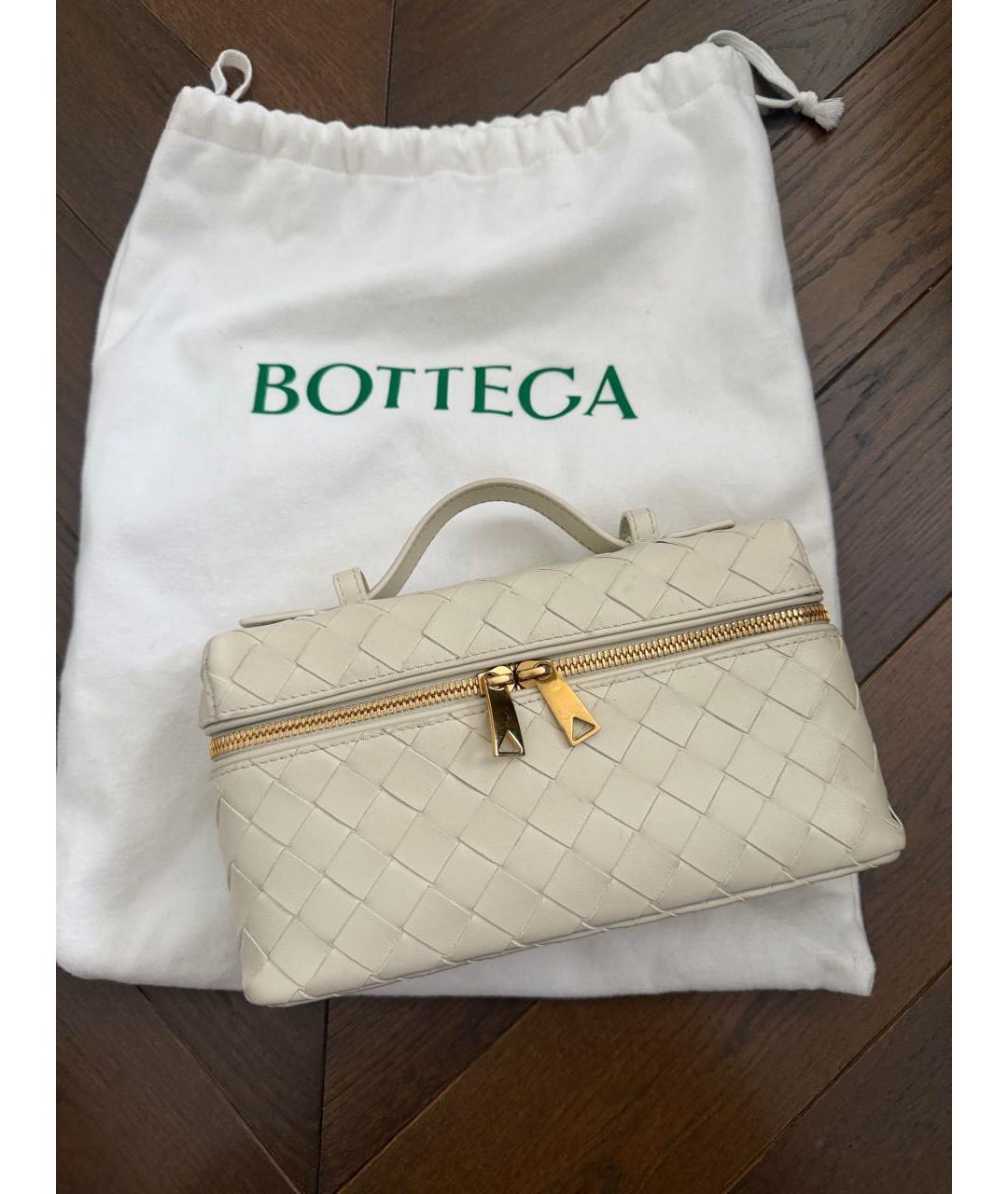 BOTTEGA VENETA Белая кожаная сумка с короткими ручками, фото 4