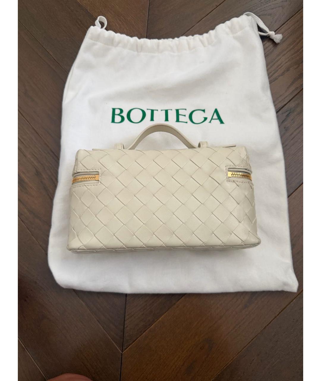 BOTTEGA VENETA Белая кожаная сумка с короткими ручками, фото 3