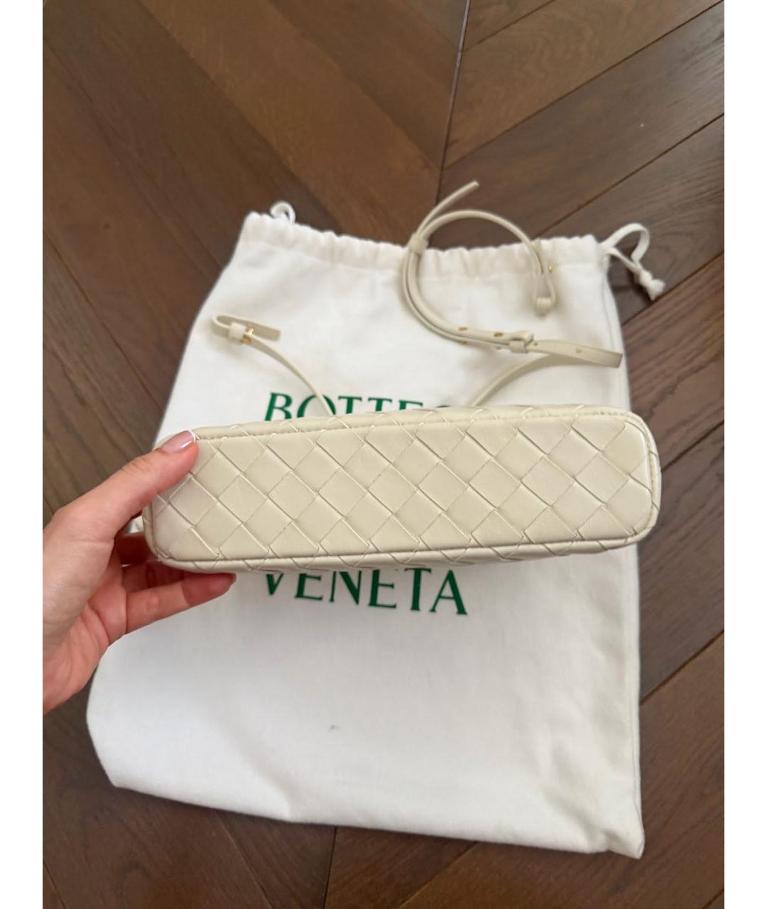 BOTTEGA VENETA Белая кожаная сумка с короткими ручками, фото 2