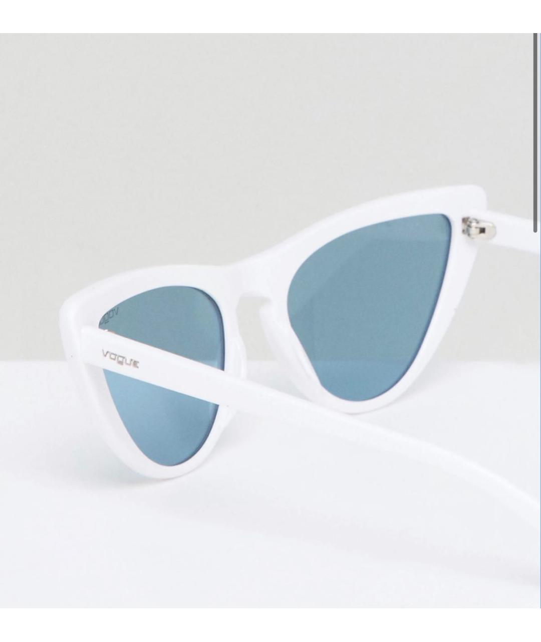 VOGUE EYEWEAR Белые пластиковые солнцезащитные очки, фото 3
