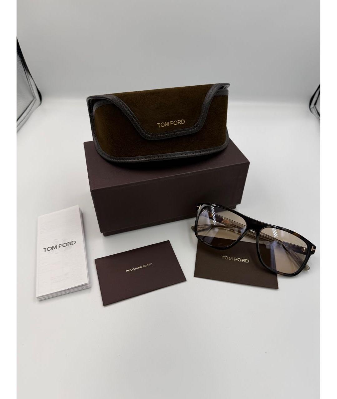 TOM FORD Коричневые пластиковые солнцезащитные очки, фото 4