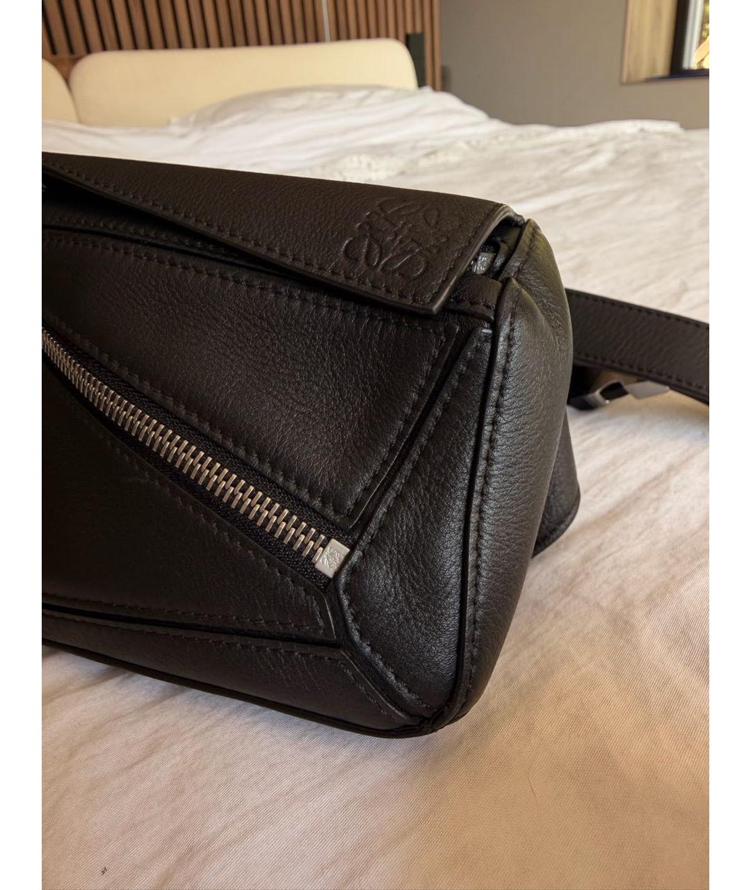 LOEWE Черная кожаная поясная сумка, фото 4