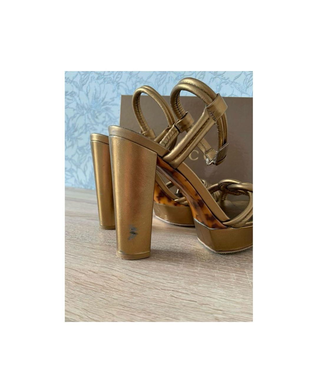 GUCCI Золотые кожаные босоножки, фото 4