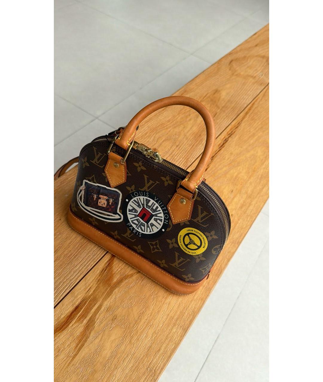 LOUIS VUITTON Коричневая сумка через плечо из канвы, фото 3