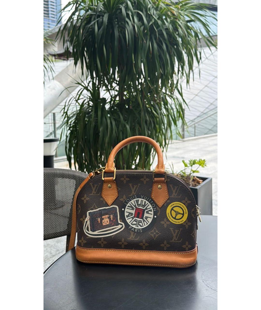 LOUIS VUITTON Коричневая сумка через плечо из канвы, фото 2