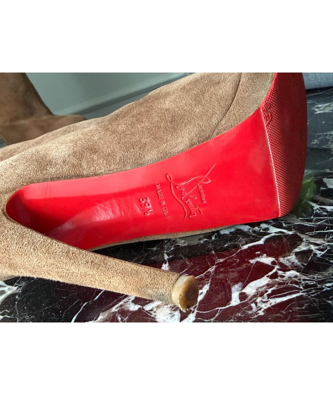 CHRISTIAN LOUBOUTIN Коричневые замшевые сапоги, фото 4