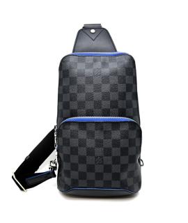 LOUIS VUITTON Сумка на плечо