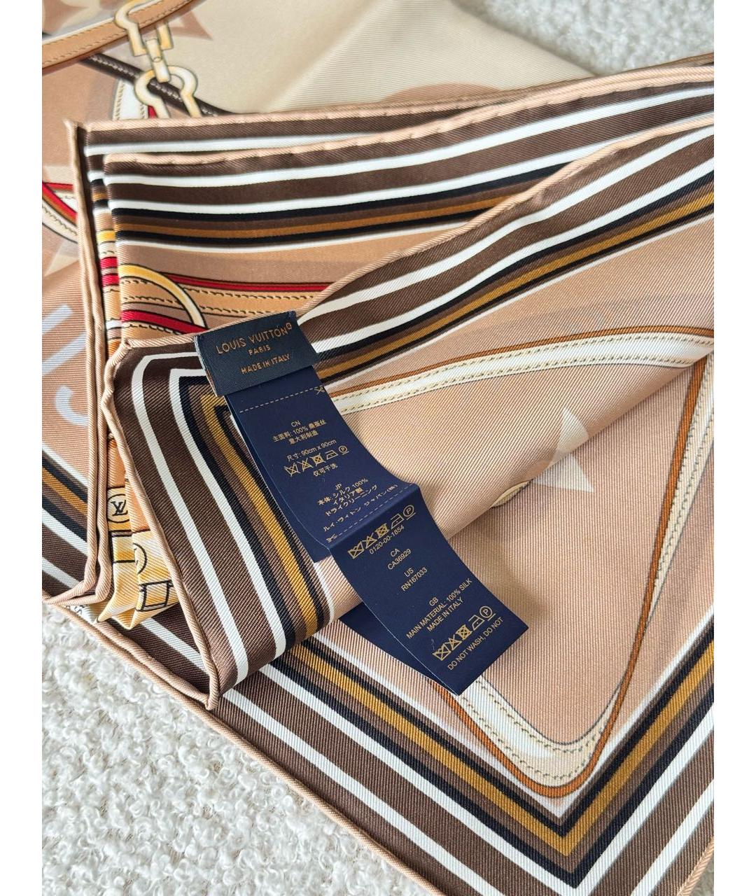 LOUIS VUITTON Бежевый шелковый платок, фото 5