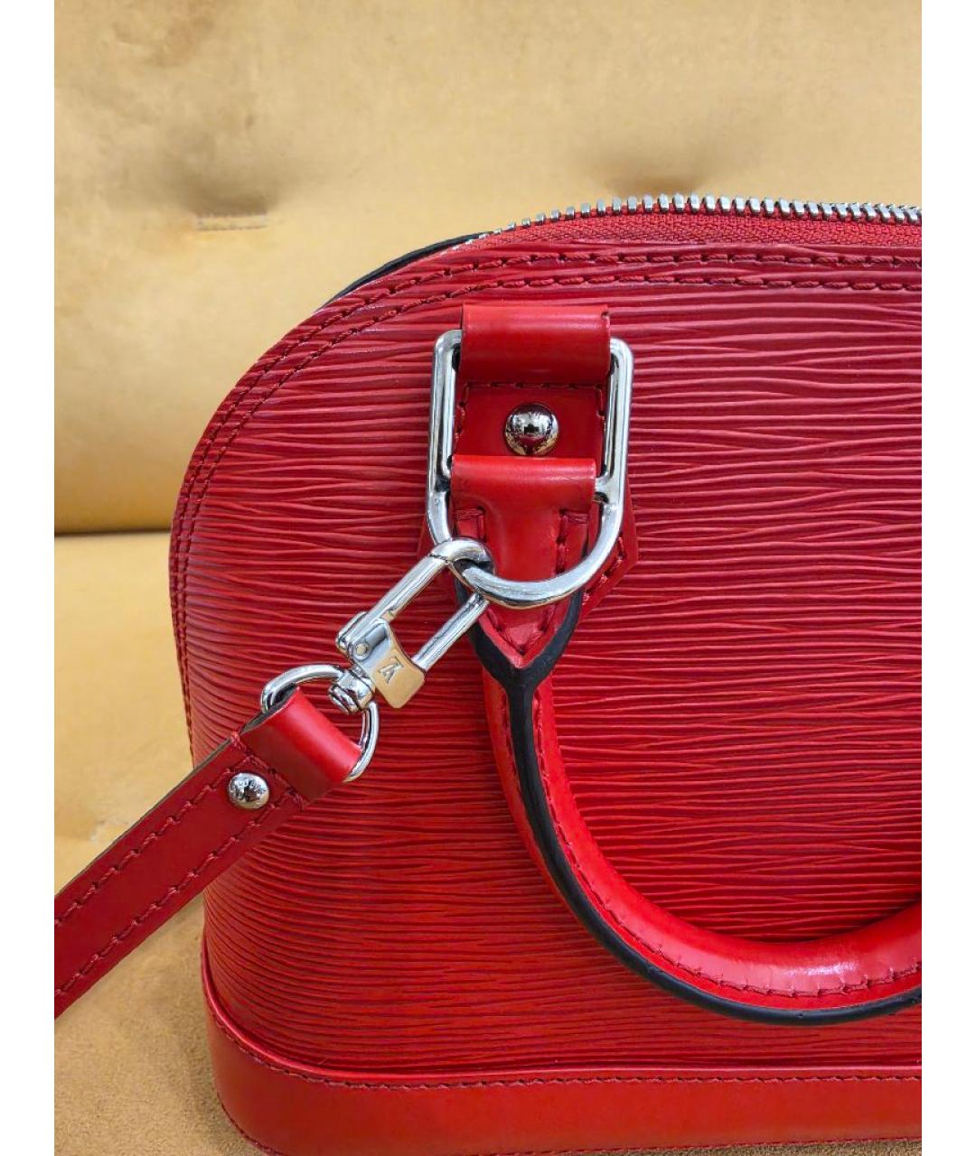 LOUIS VUITTON Красная кожаная сумка с короткими ручками, фото 8