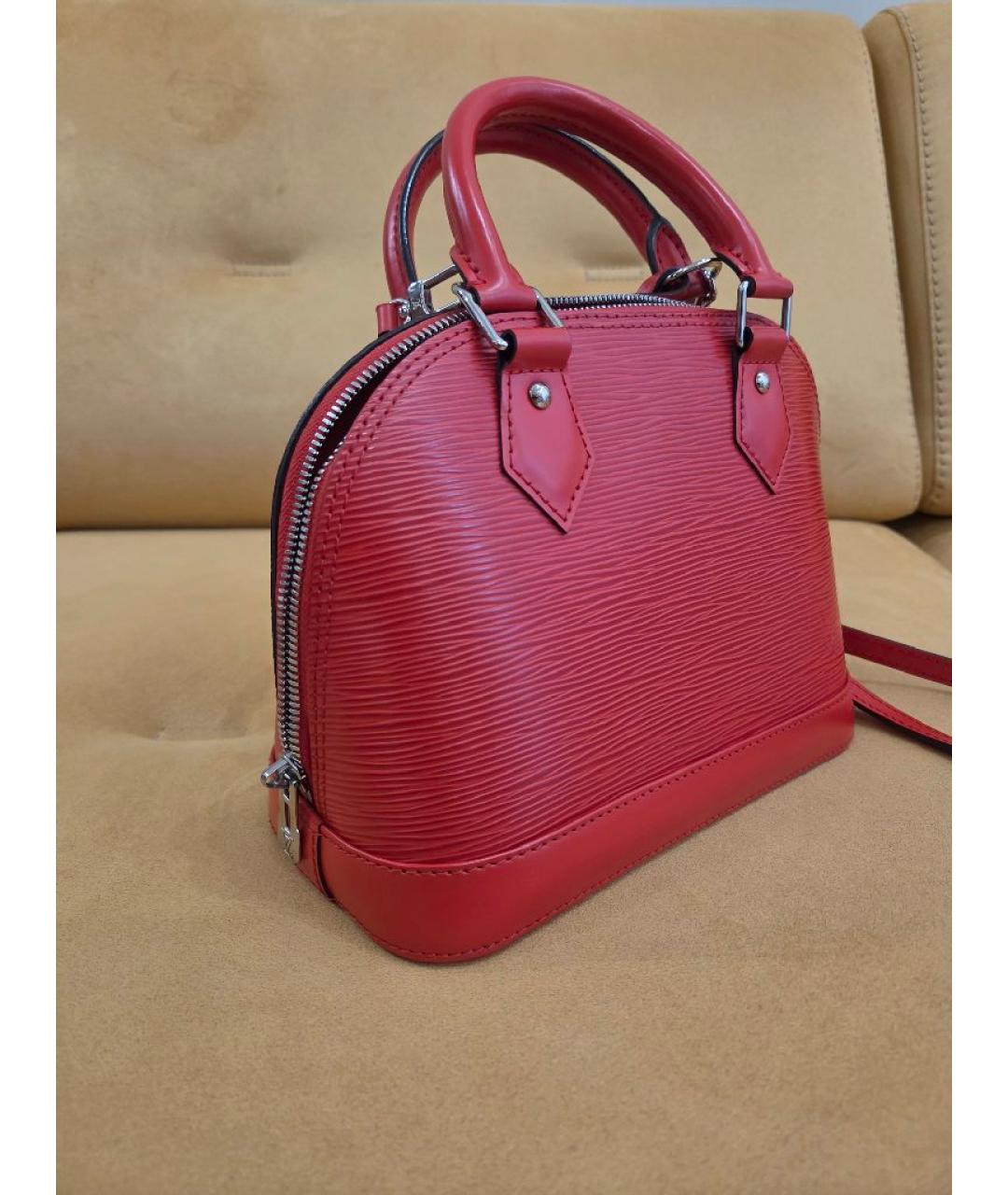 LOUIS VUITTON Красная кожаная сумка с короткими ручками, фото 2